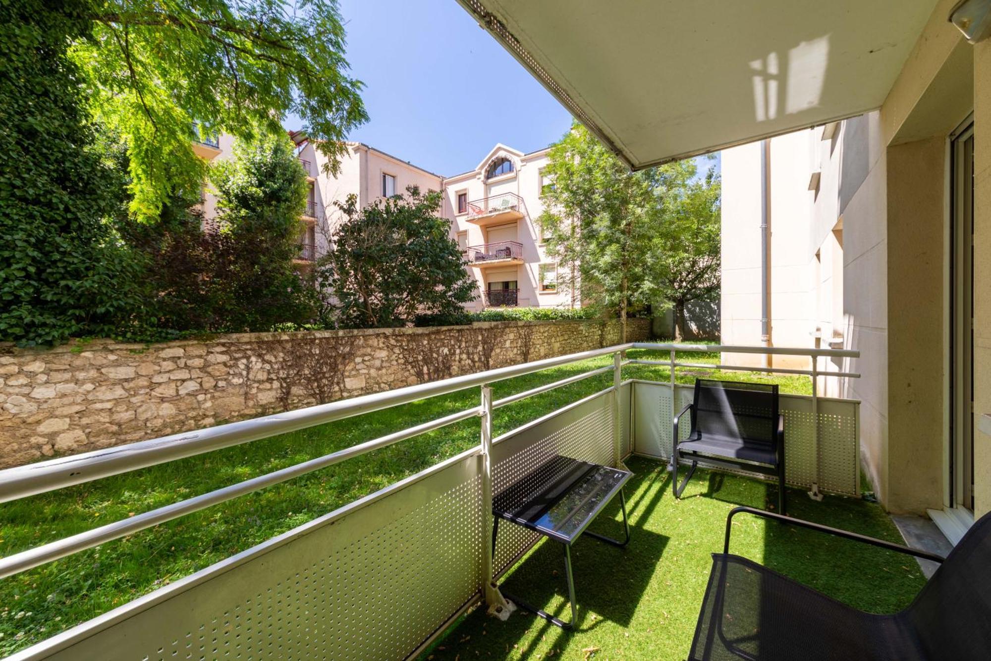 Ferienwohnung Zenitude-T3-Terrasse-Parking Agen Exterior foto